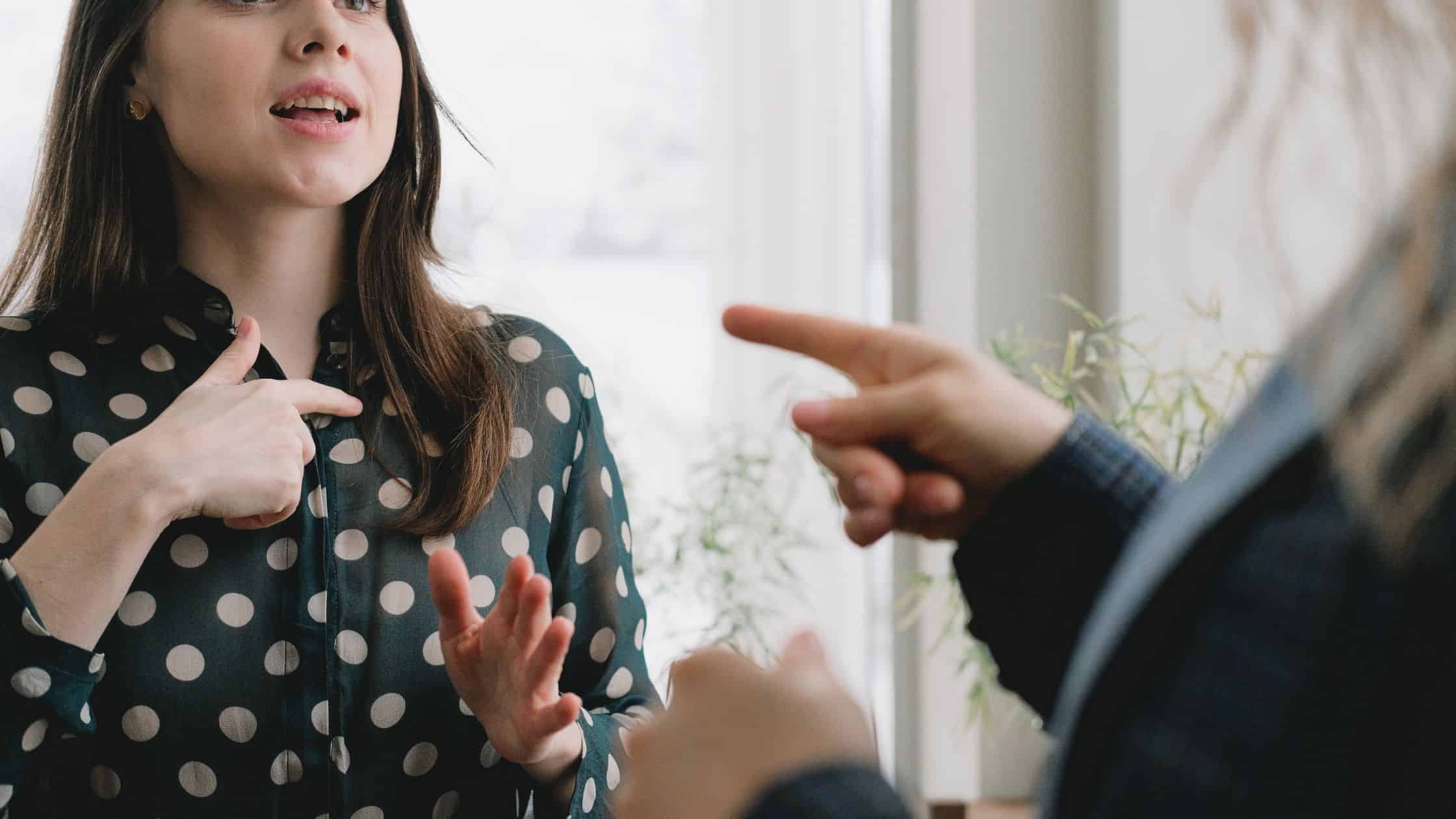 Gain the confidence to disagree with your boss without burning bridges. My guide offers 13 essential phrases to use when you disagree with your boss.